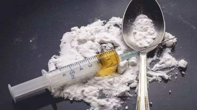吸海洛因多少次會上癮？
